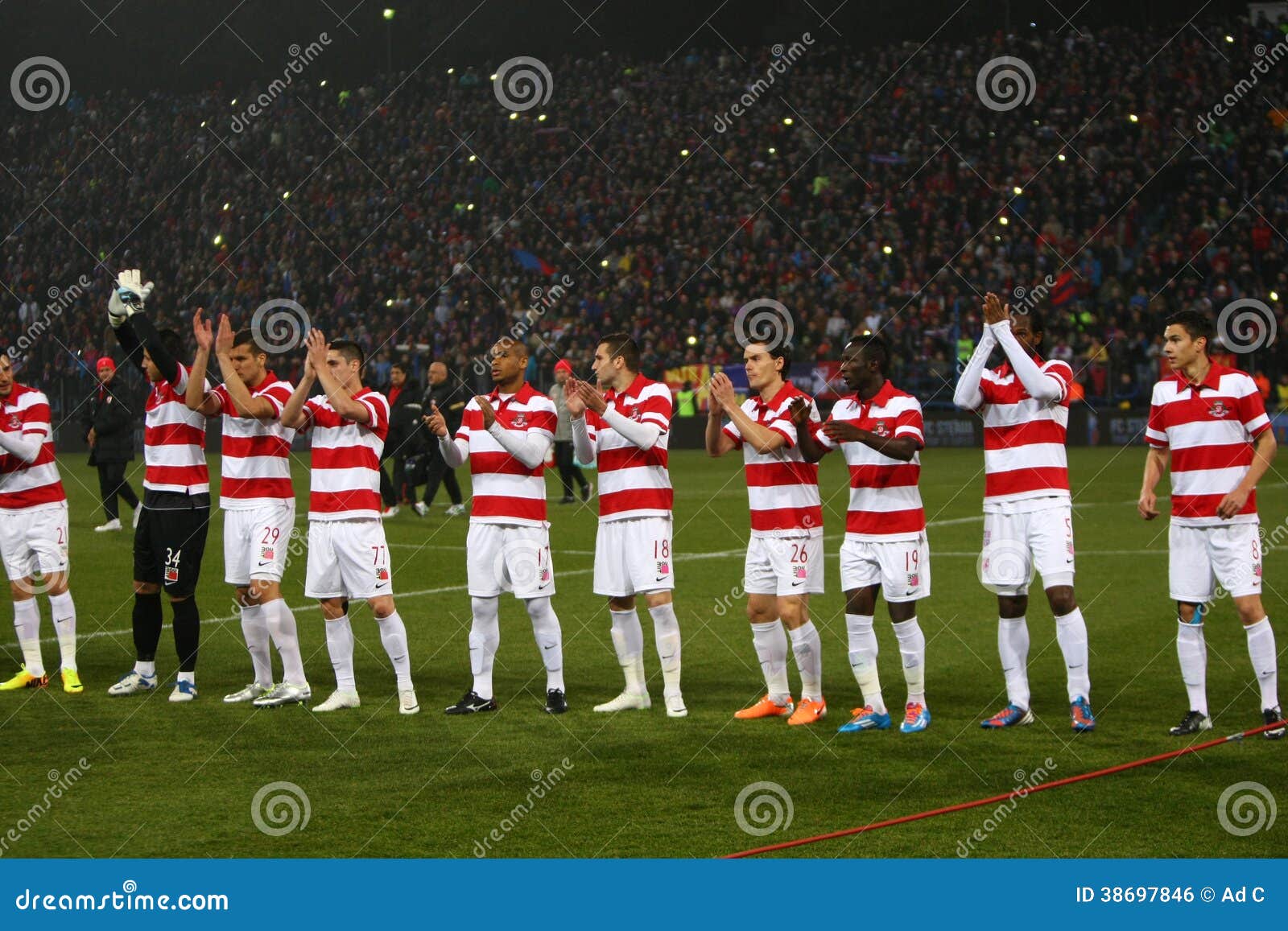 Fc Steaua Bucharest Fc Dinamo Bucharest Editorial Photo Image Of Pitch Happiness 38697846