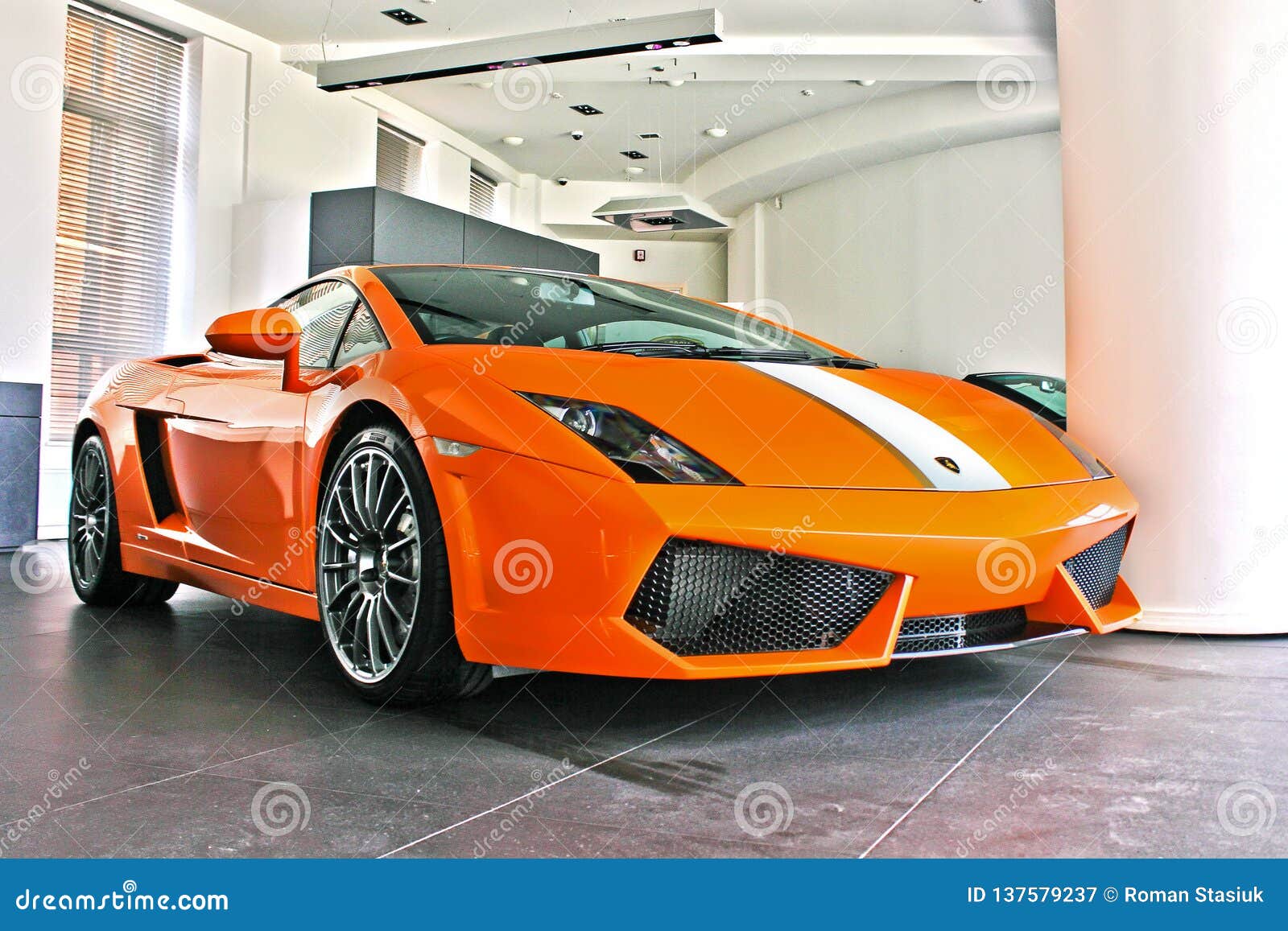 2011 Ukraine, Kiev. Lamborghini Gallardo LP550-2 Valentino Balboni Editorial Photography - Image chrome, gearshift: 137579237