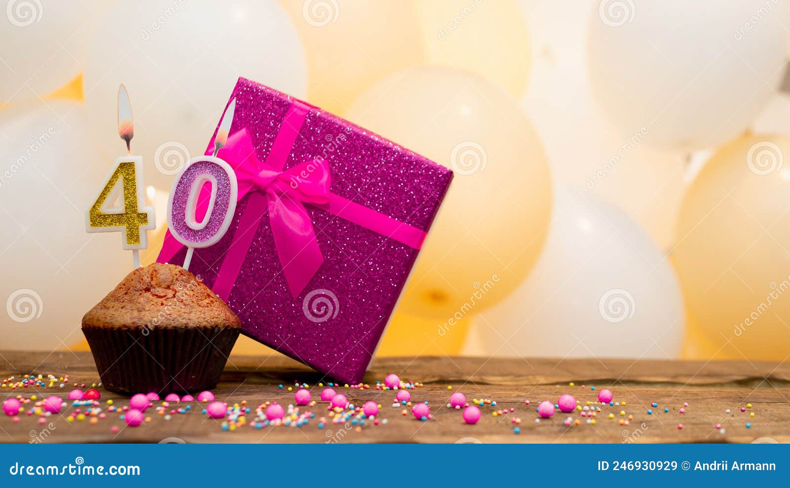 Feliz Cumpleaños Con Caja De Regalo Rosa Para Una Mujer De 40 Años