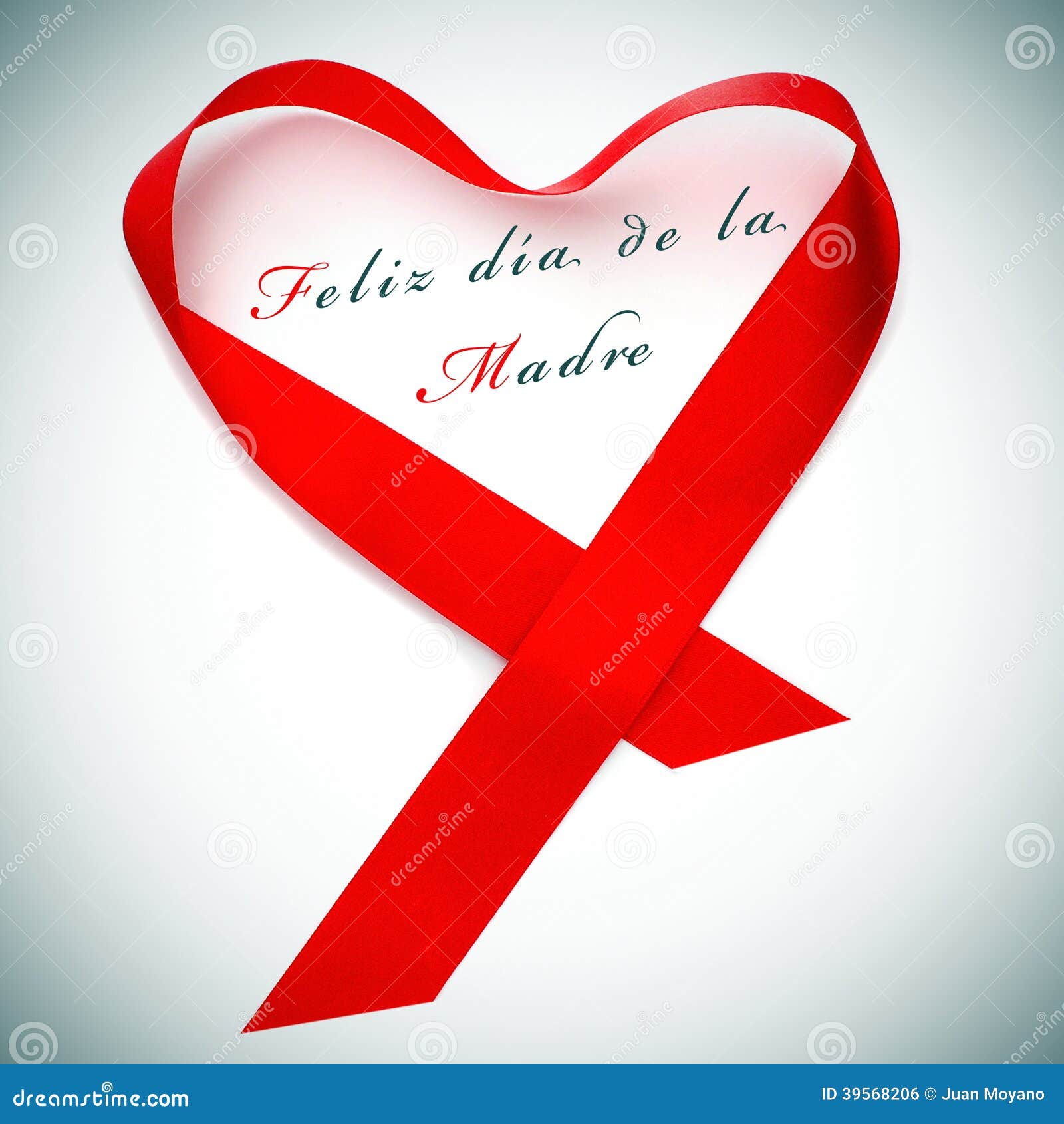 https://thumbs.dreamstime.com/z/feliz-dia-de-la-madre-happy-mothers-day-written-spanish-red-satin-ribbon-forming-heart-sentence-39568206.jpg