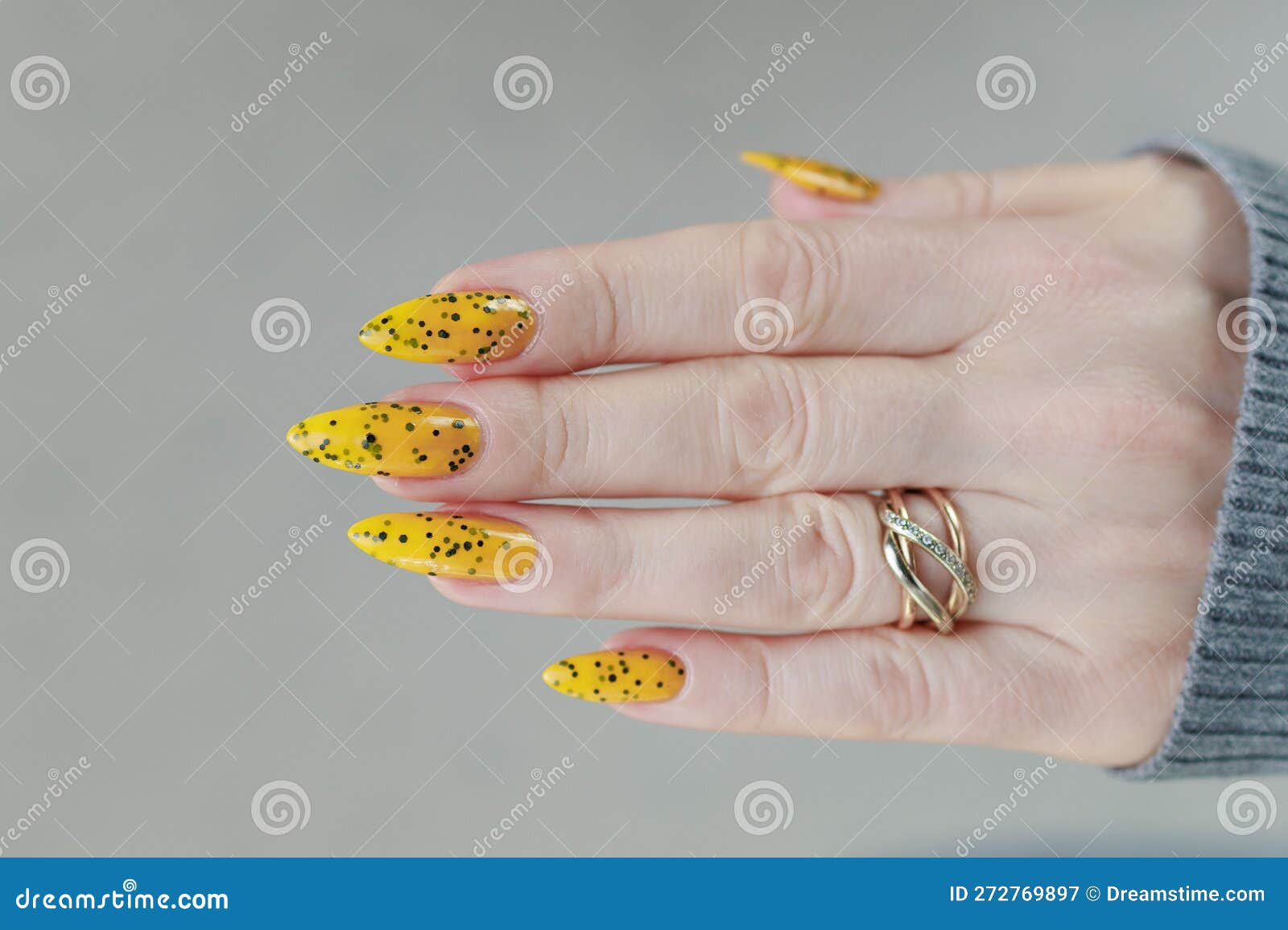 Beautiful Hands Of An Elegant Woman Fingernails, Fashion, Glamour, Grooming  PNG Transparent Image and Clipart for Free Download