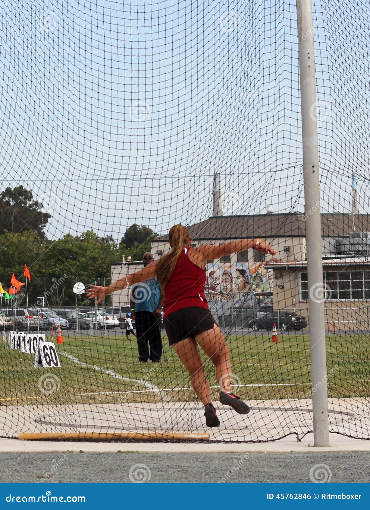 Female Discus thrower editorial photo. Image of people 45762846