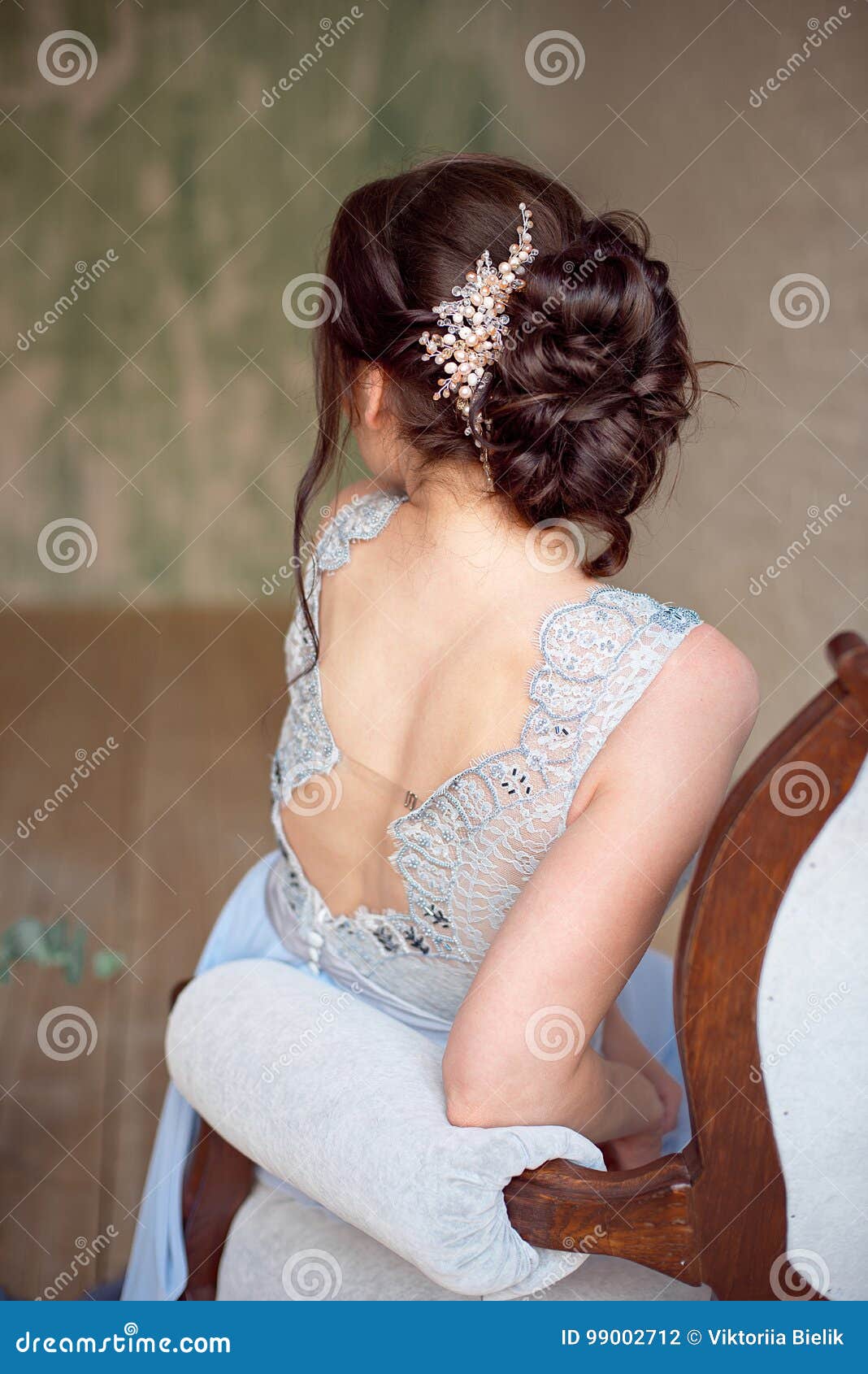 Female Elegant Wedding Hairstyle For The Wedding