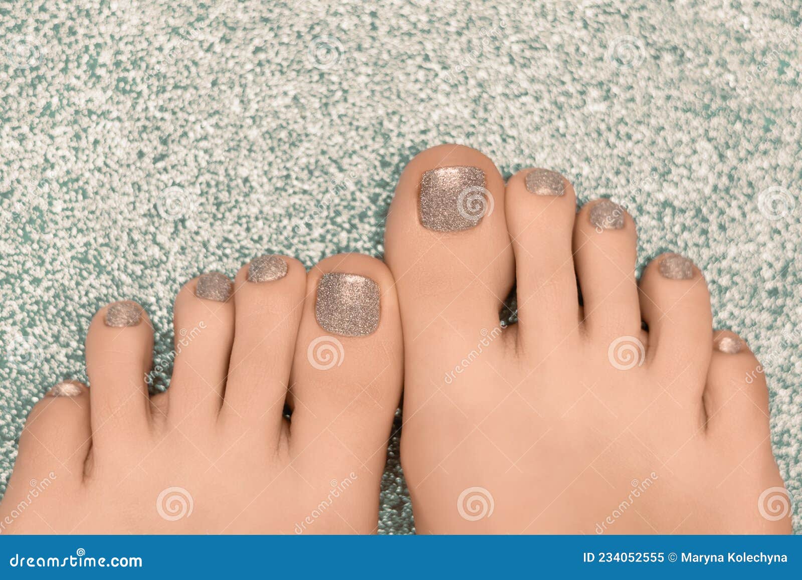 Silver nail design | Silver nail designs, Toe nails, Pretty toe nails