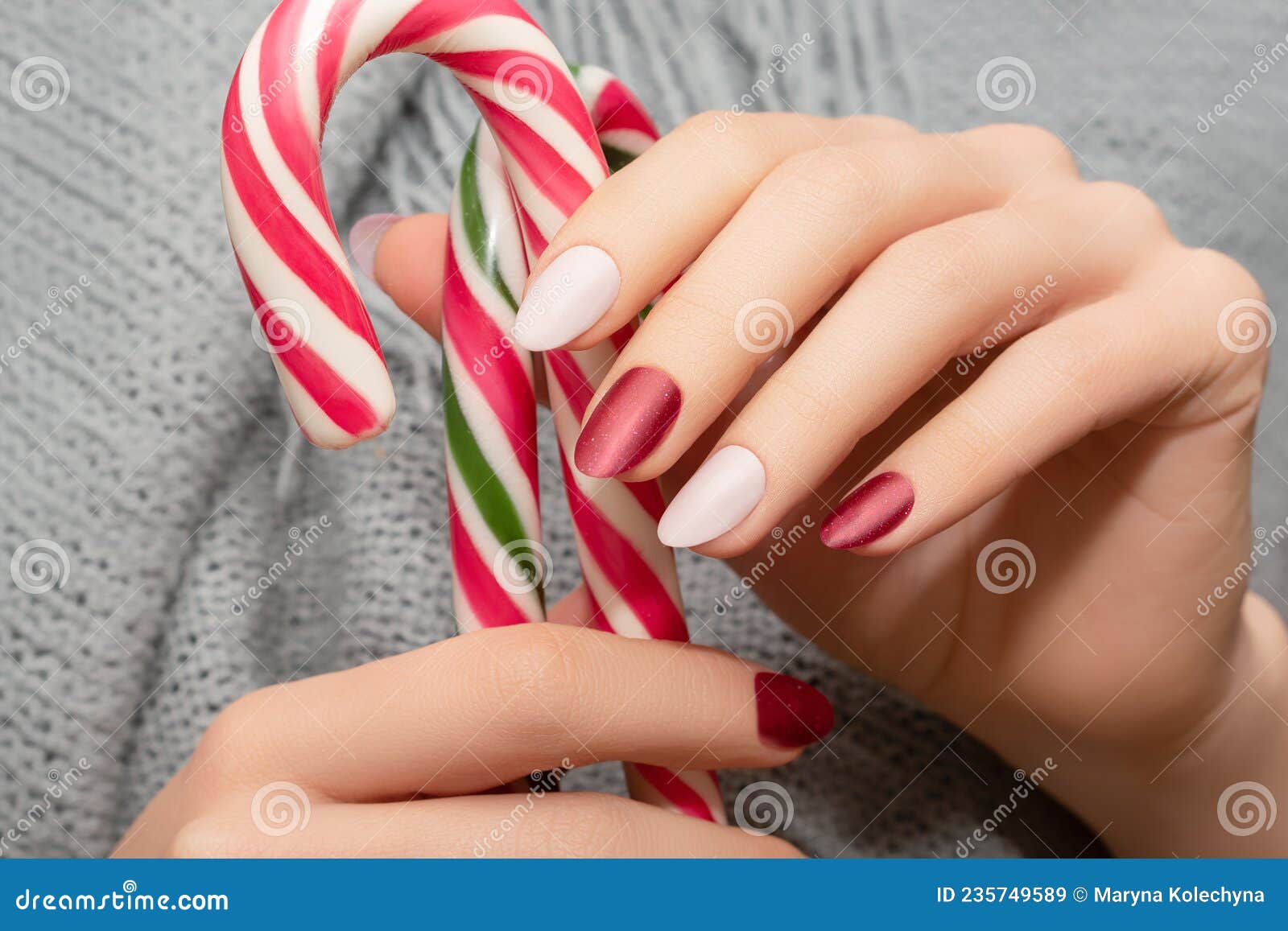 Female Hand With Christmas Nail Design. Glitter Red And Glossy White Nail  Polish Manicure Stock Image - Image Of Lacquer, Gray: 235749589