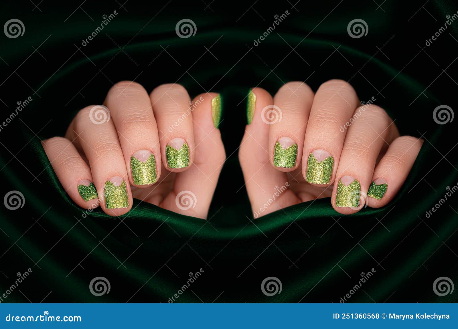 Joyous Emerald Green Nails To Intrigue - Nail Designs Journal