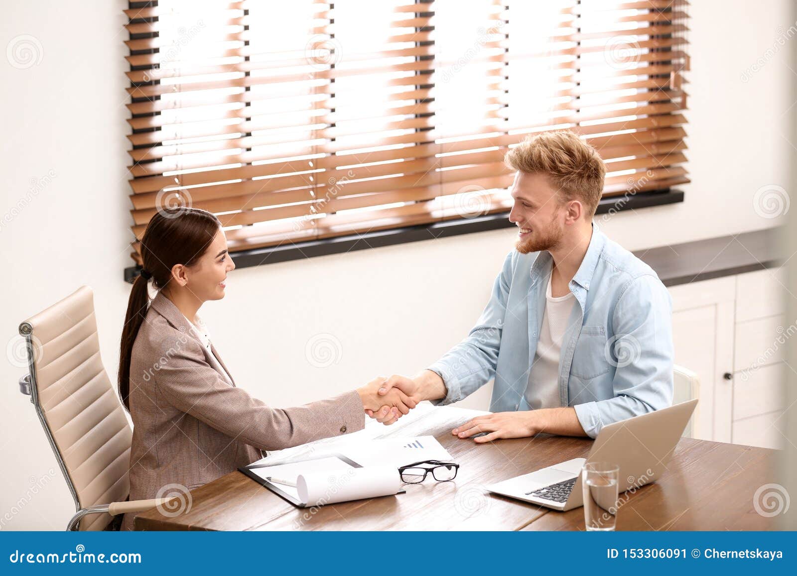Insurance Advisor.com - The Savvy Insurance Advisor 1savvyadvisor