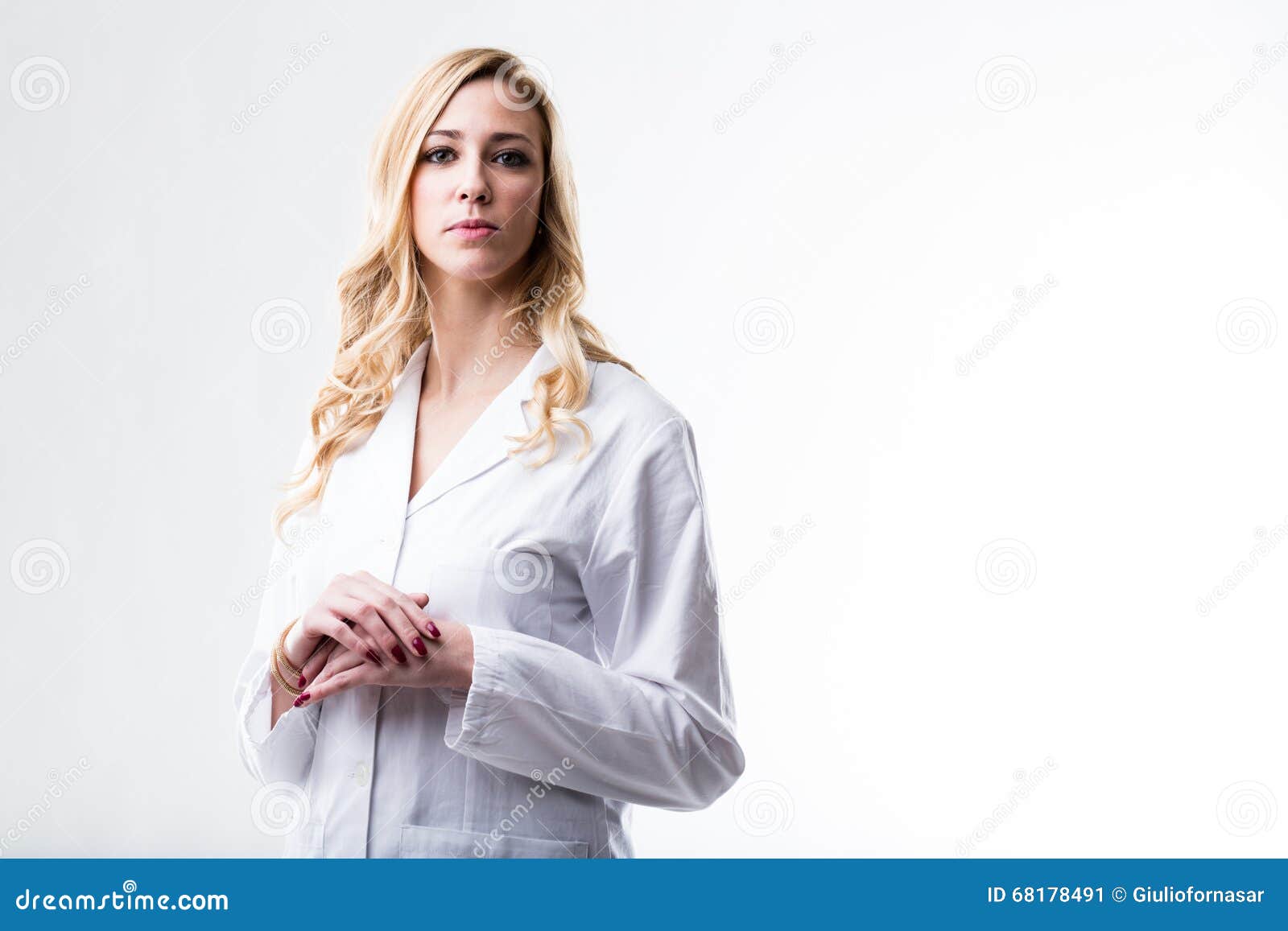 Woman in lab coat stock image. Image of stand, scientist 68178491