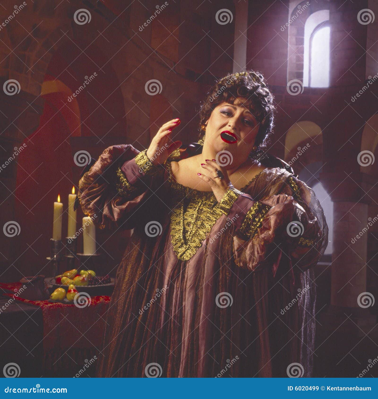 opera women opera women