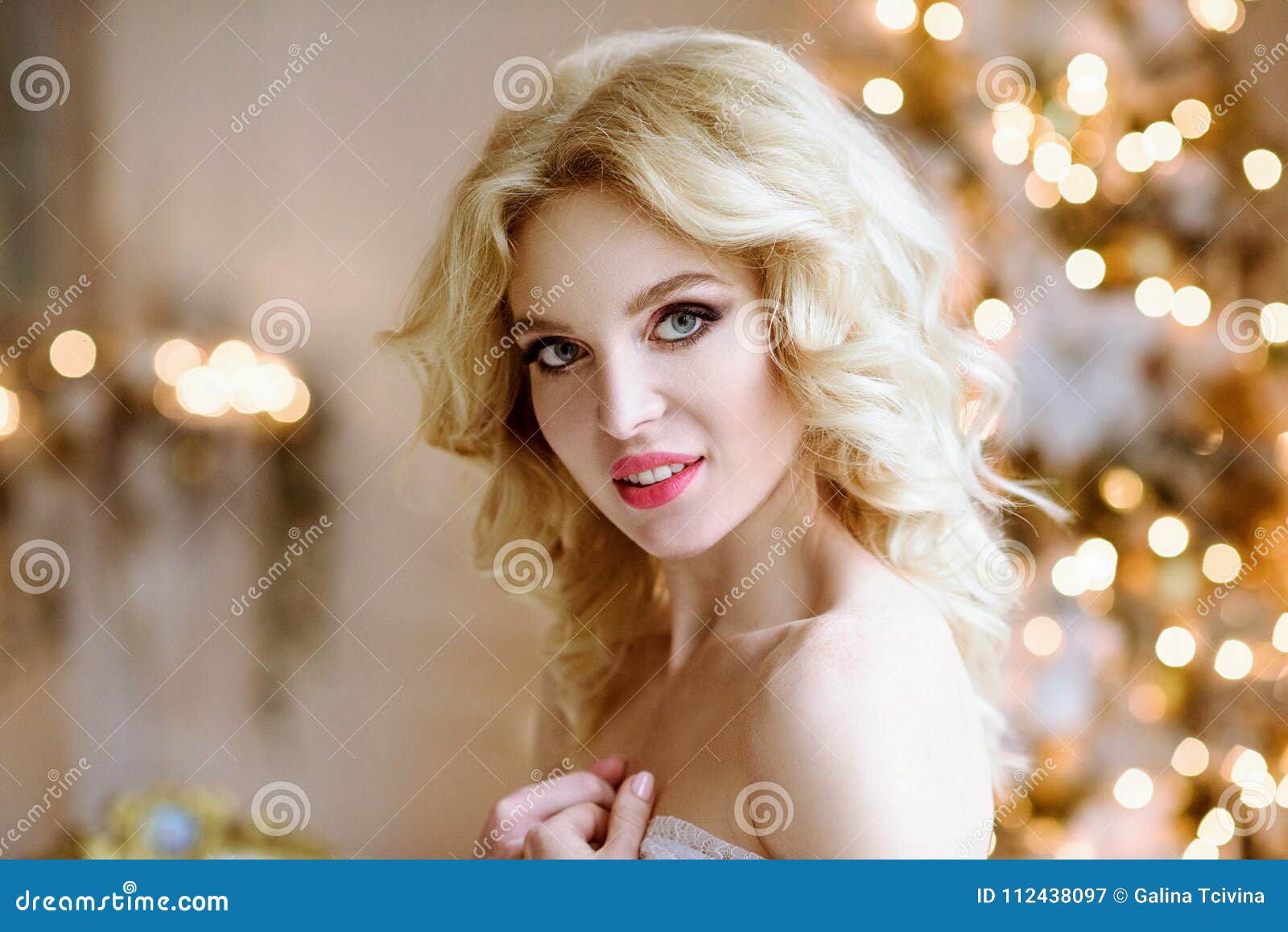 Female Portrait Of Cute Lady Indoors Stock Image Image Of Beautiful