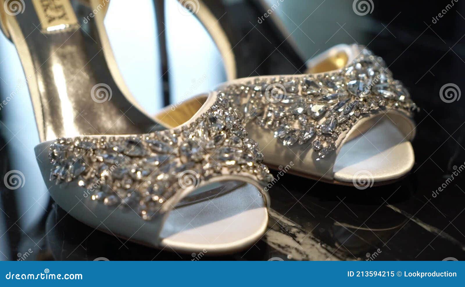 customised bridal footwear , women shoes ,women footwear , big size footwear  ,small size footwear ,broad feet footwear , plus size footwear, customised  footwear, bridal footwear, big sizes heels,big size block heels ,