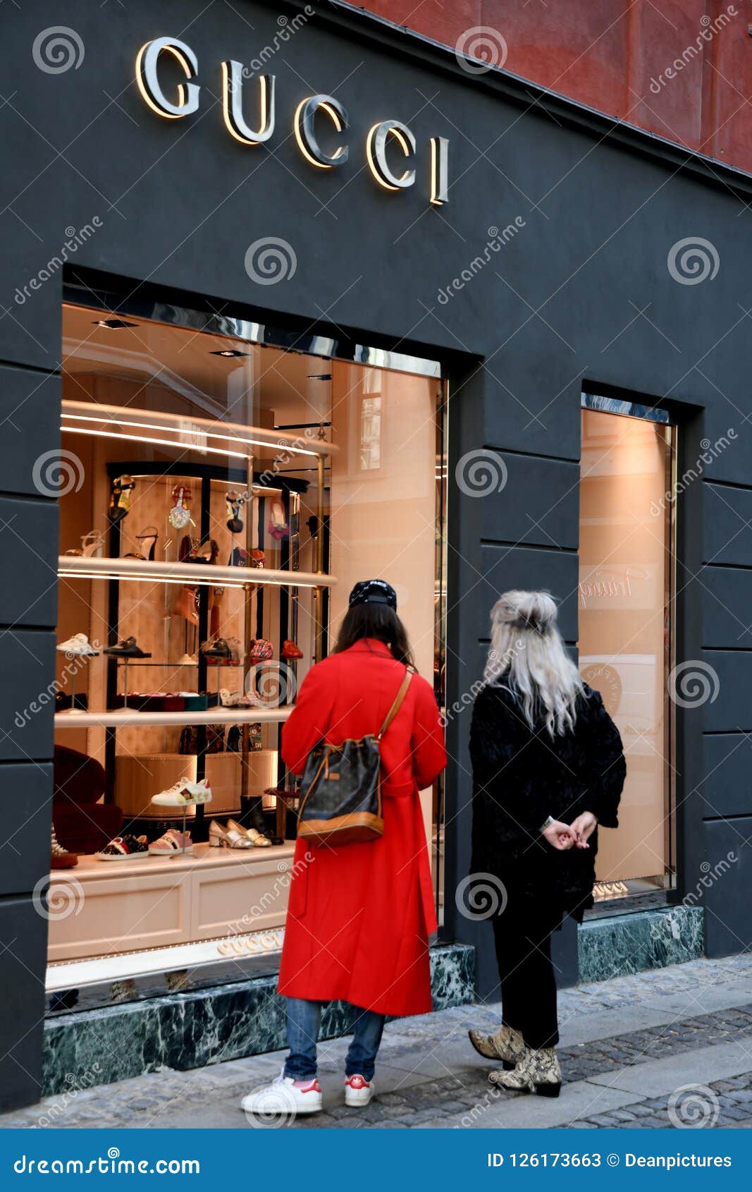 FEMALE GUCCI STORE Editorial Stock Photo - Image of editor, denmark: 126173663