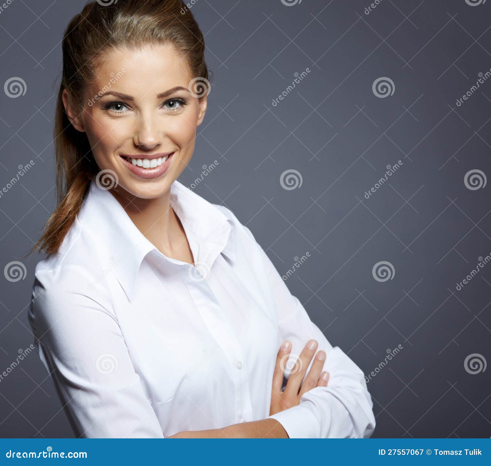 Femme d'affaires image stock. Image du brun, fond, élégance 27557067