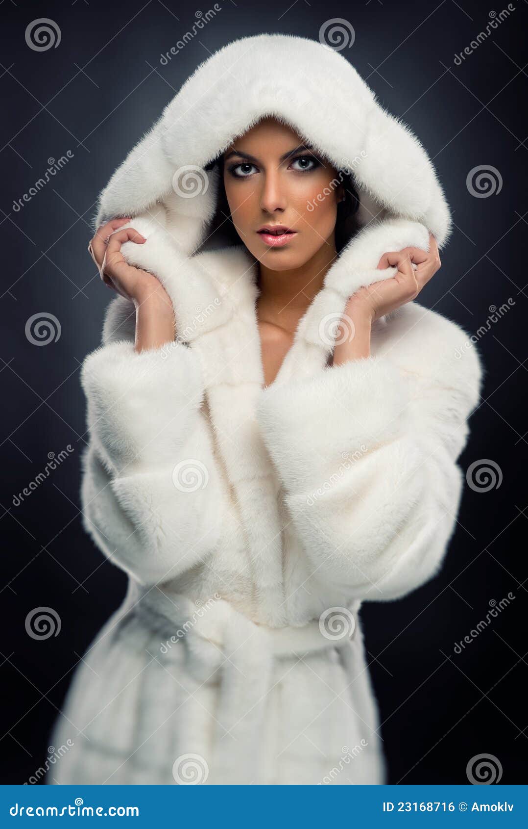 manteau femme blanc fourrure