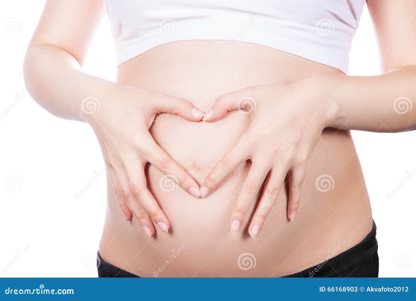 Femme Enceinte Tenant Ses Mains Dans Une Forme De Coeur Sur Sa Bosse De Bebe Ventre Enceinte Avec Le Symbole De Coeur De Doigts Image Stock Image Du Coeur Heureux Femme Enceinte Tenant Ses Mains Dans Une Forme De Coeur Sur Sa Bosse De Bebe Ventre Enceinte Avec Le Symbole De Coeur De Doigts Image Stock Image Du Coeur Heureux