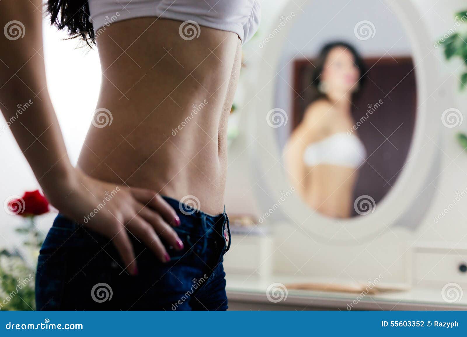 fille nu devant miroir fille nu devant miroir