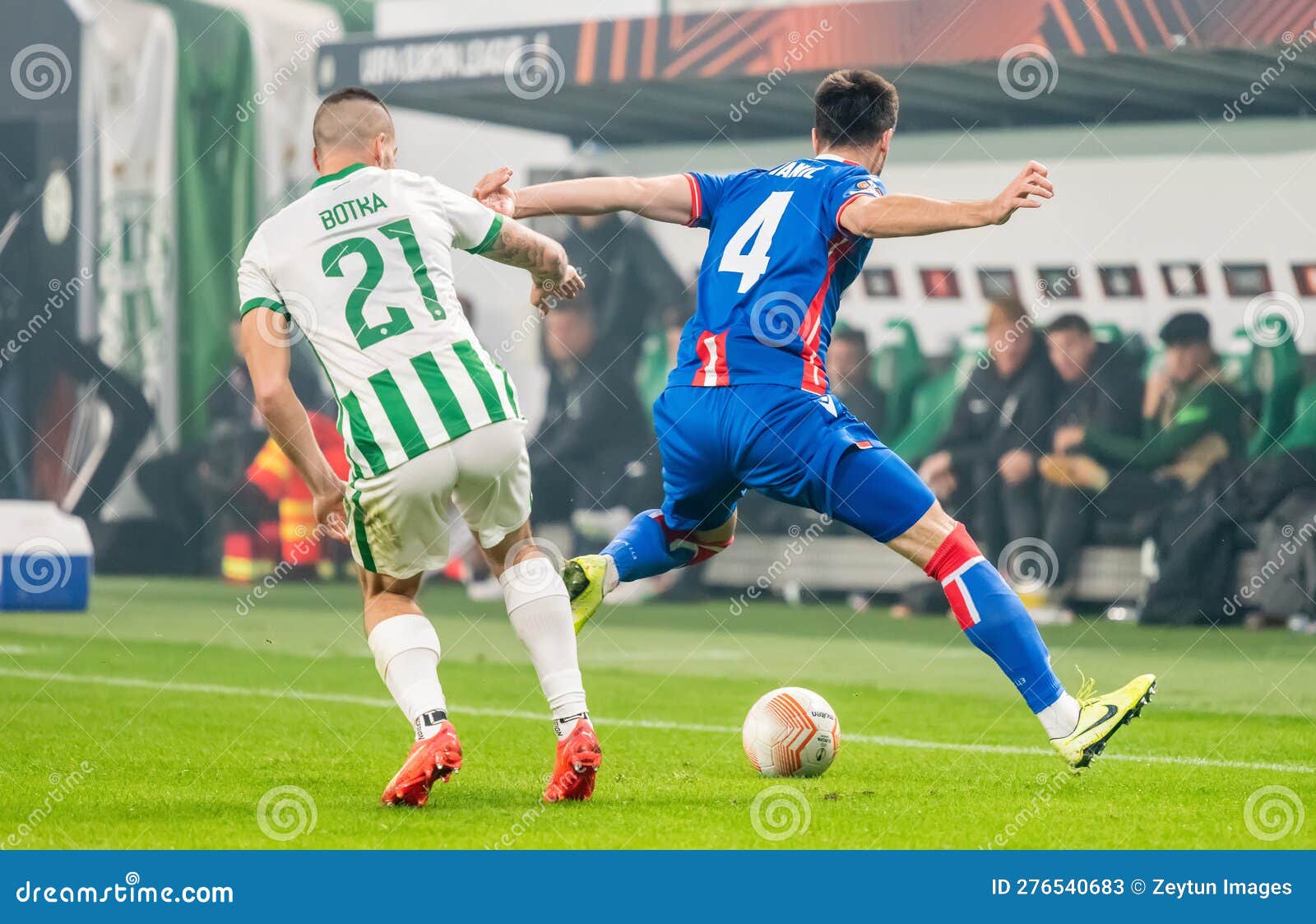 Endre Botka of Ferencvarosi TC controls the ball during the UEFA News  Photo - Getty Images