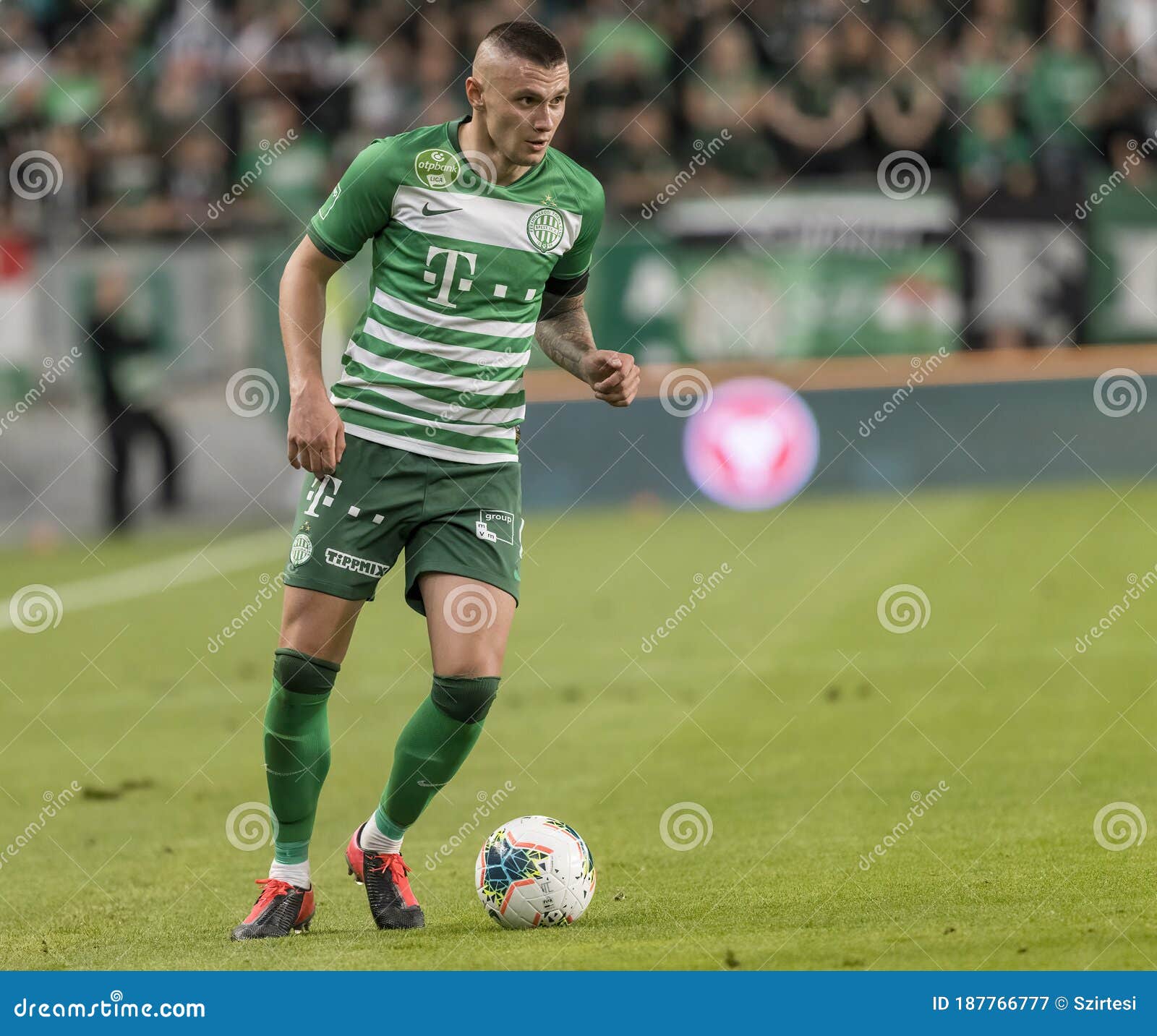 Ferencvarosi TC V Ujpest FC - Hungarian OTP Bank Liga 1-0 Editorial  Photography - Image of oleksandr, fradi: 187766777