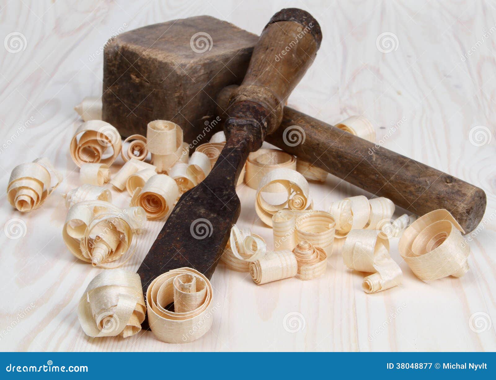 Ferramentas do marceneiro imagem de stock. Imagem de prancha - 38048877