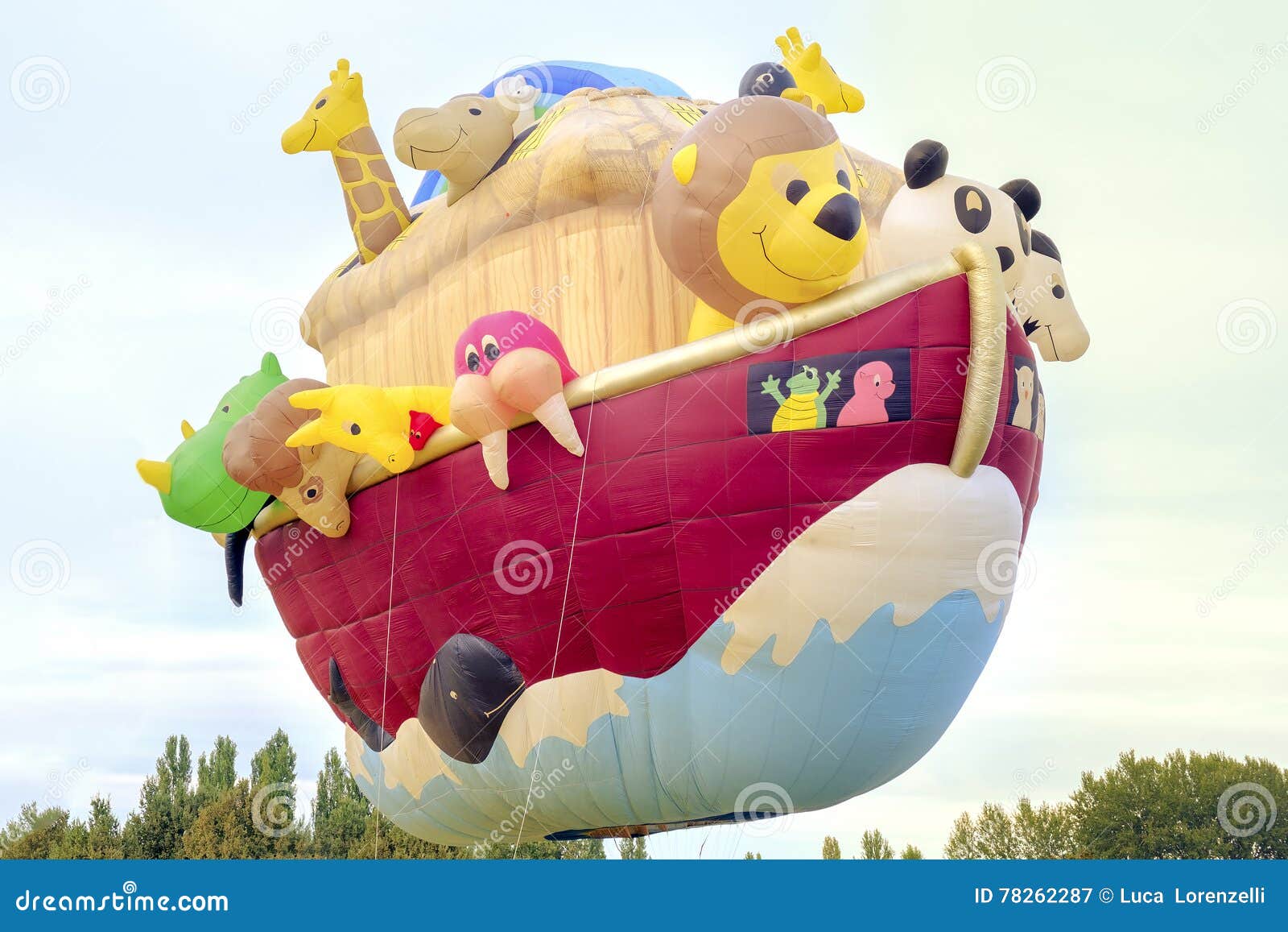Ferrara Italy 16 September 16 Giant Hot Air Balloon In The Editorial Photography Image Of Baloon Pengui