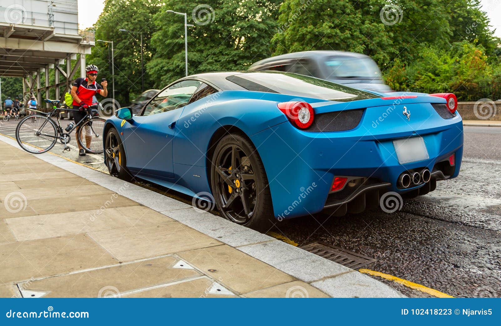 Featured image of post Imagens De Ferrari Azul / Encuentra el coche de tus sueños al mejor precio en autoscout24.es.