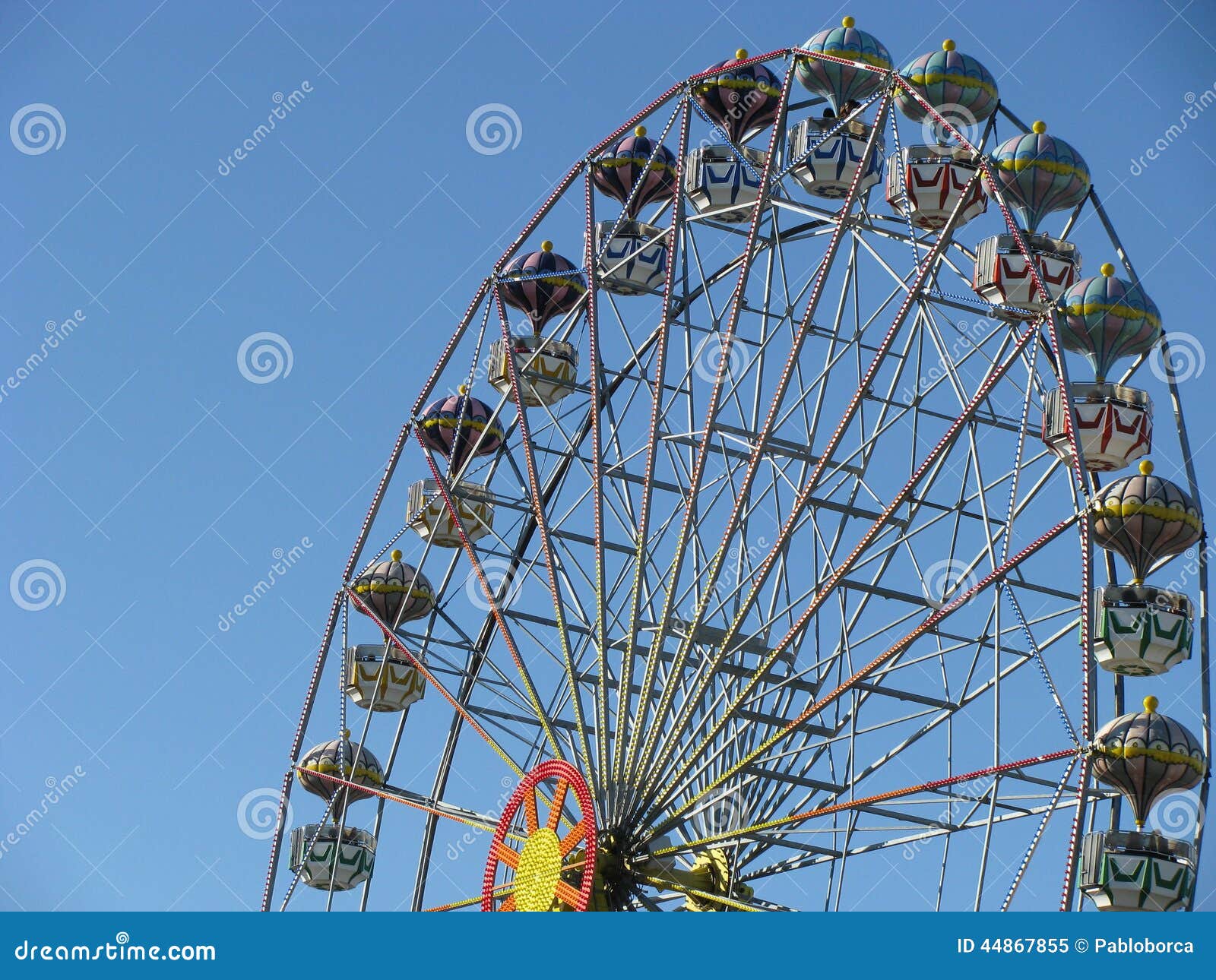 ferris wheel in tigre, buenos aires