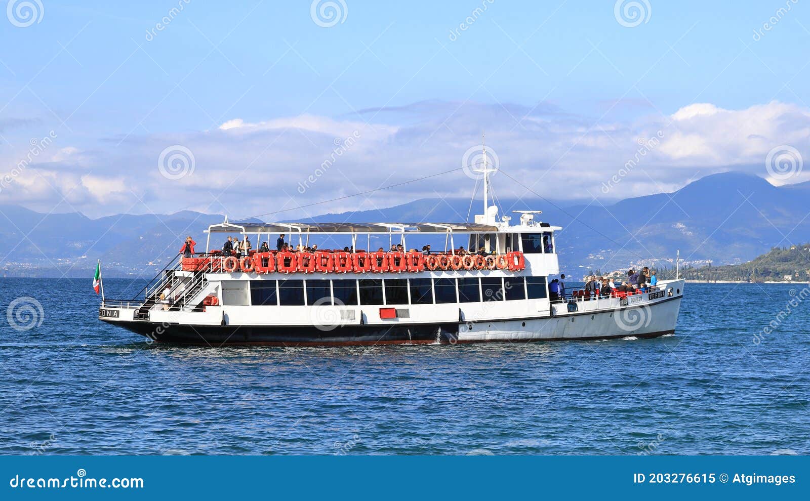 verona boat tour