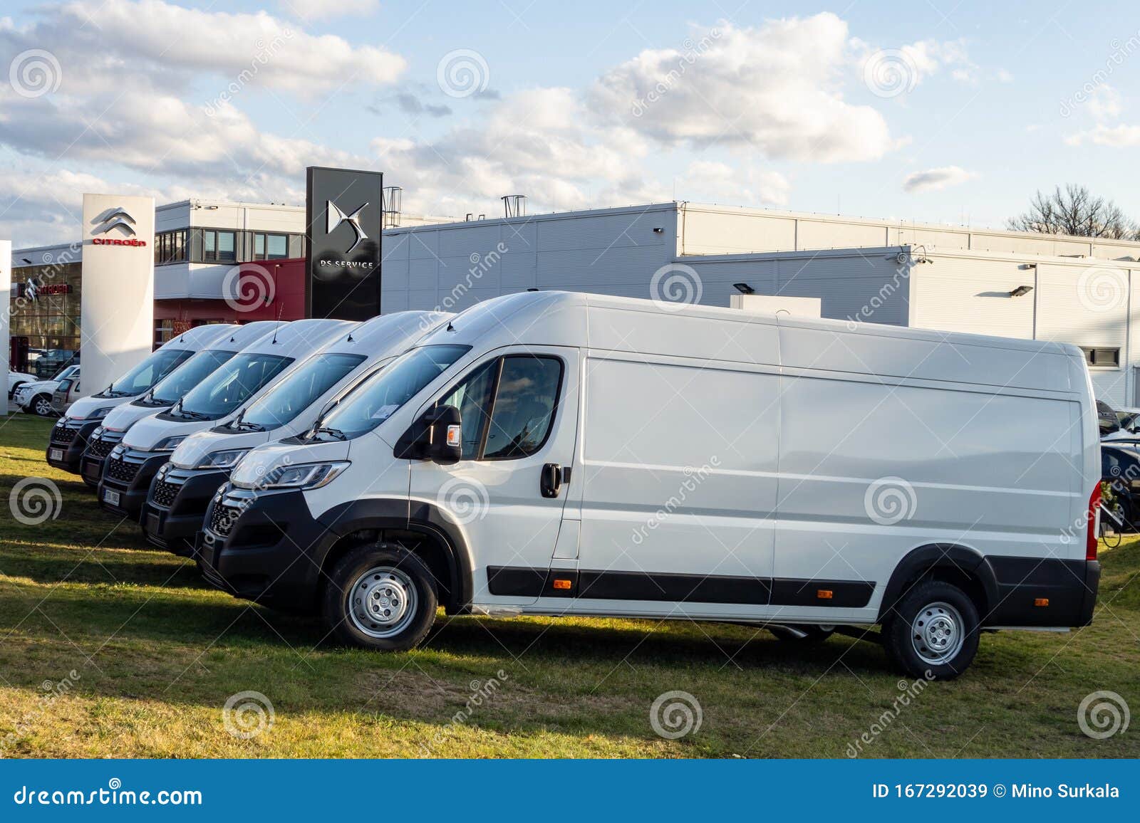 Few Citroen Jumper White Vans LCV 