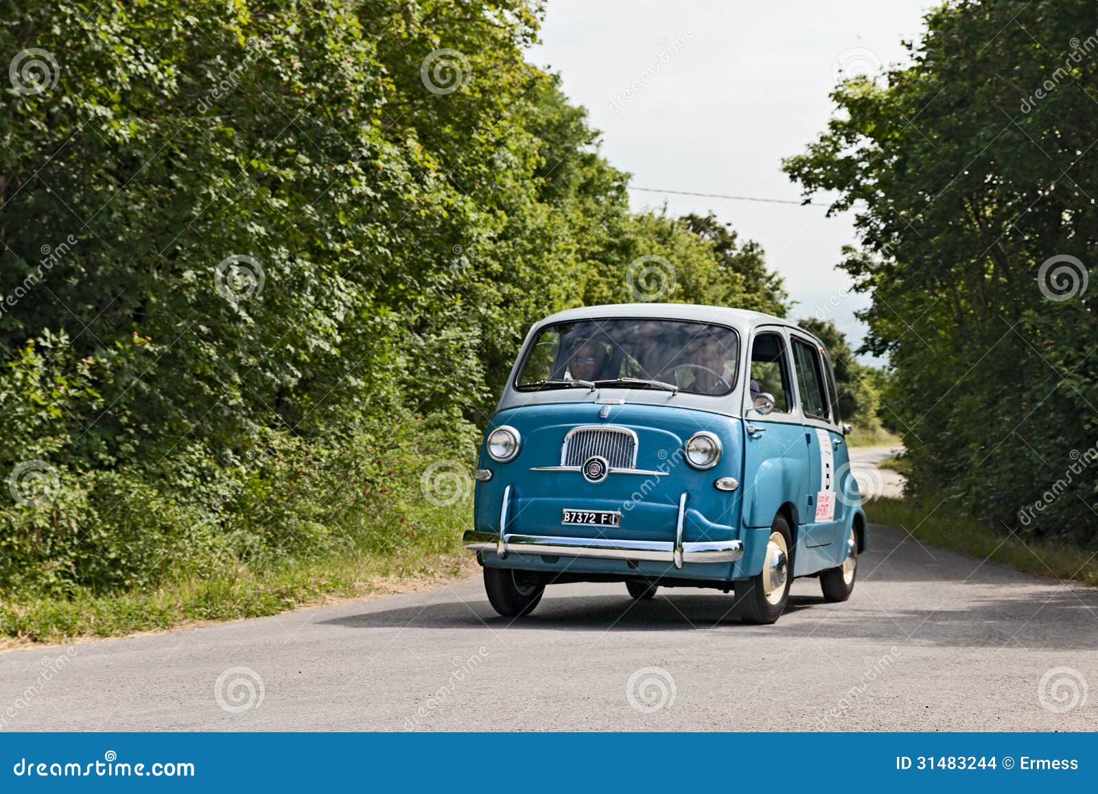 Vilebrequin 1 000ps Fiat Multipla Custom Race Car Apresentado No Show Motor  Paris 17 De Outubro De 2022 Imagem de Stock Editorial - Imagem de paris,  automotriz: 259463629