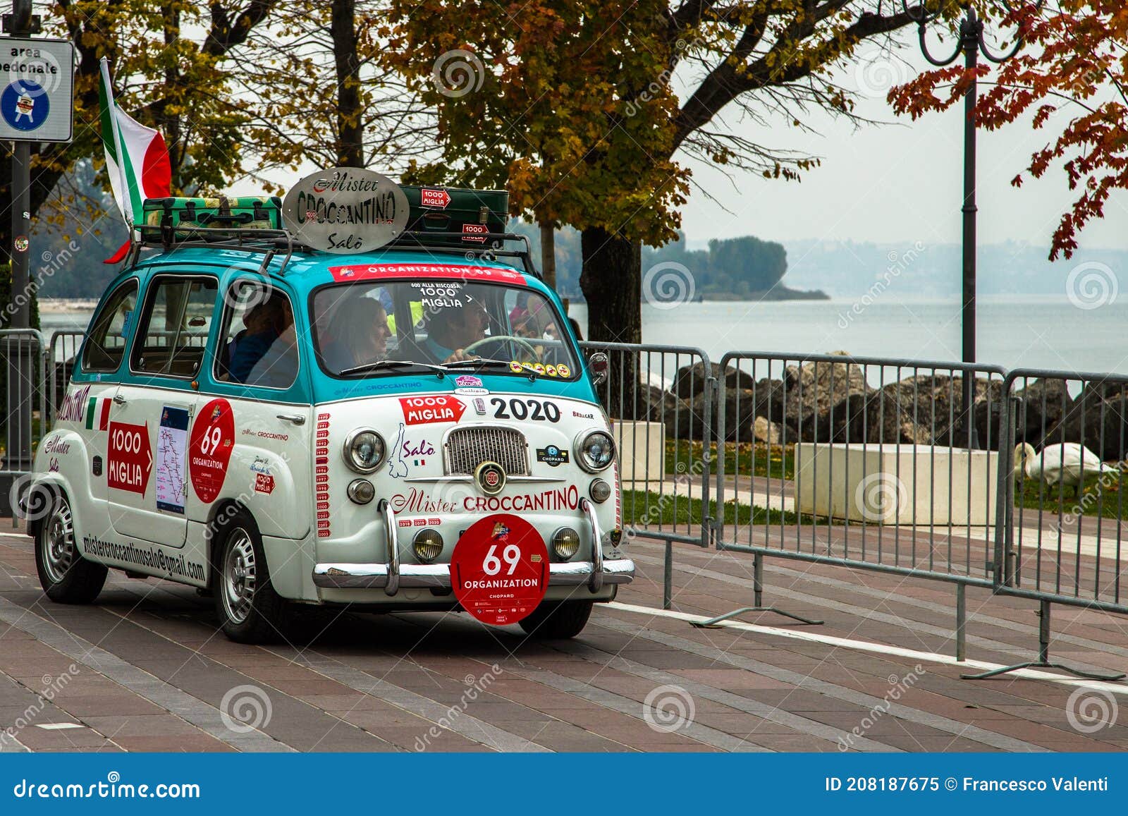 Vilebrequin 1 000ps Fiat Multipla Custom Race Car Apresentado No Show Motor  Paris 17 De Outubro De 2022 Imagem de Stock Editorial - Imagem de paris,  automotriz: 259463629