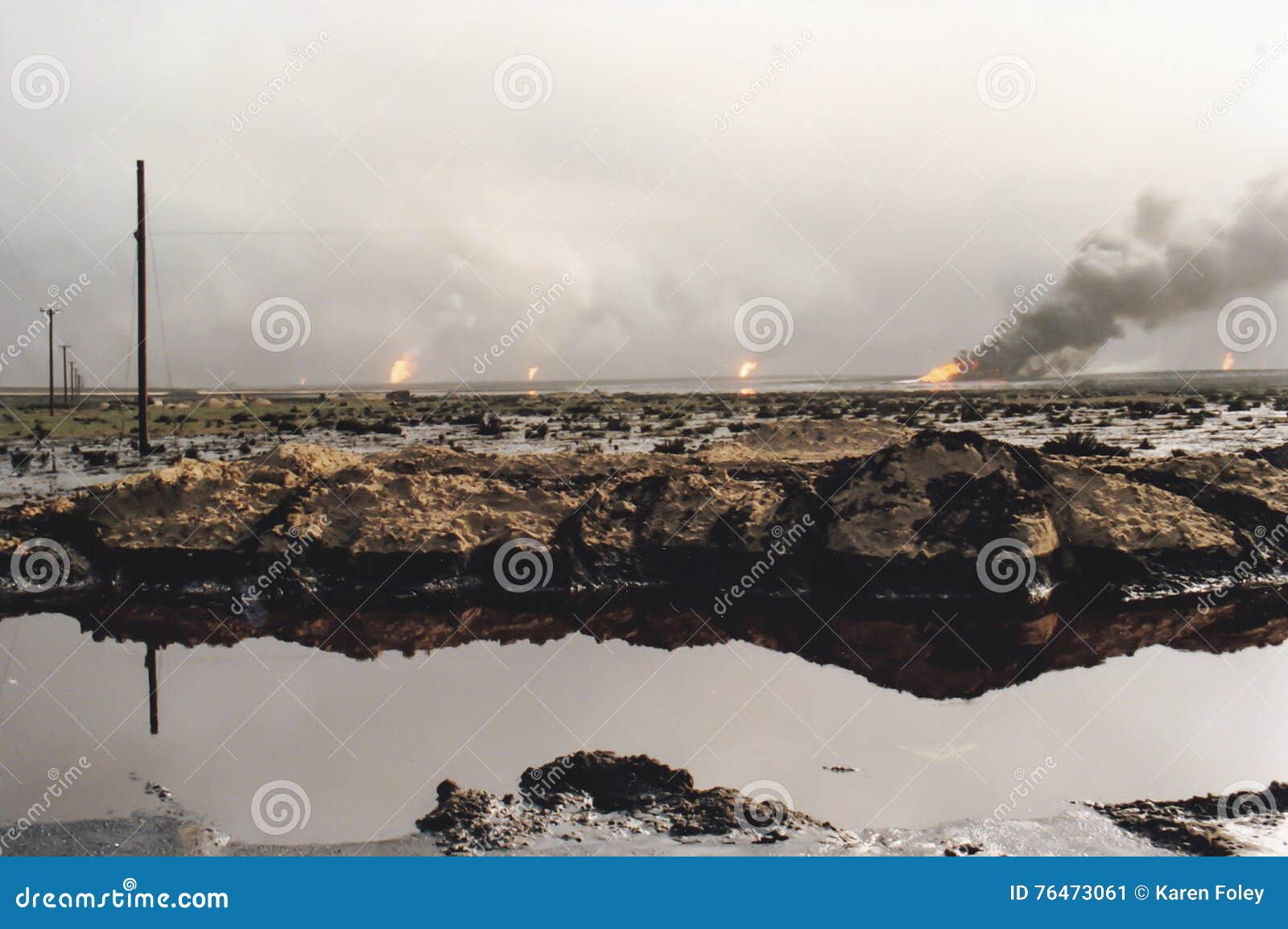 field of burning oil wells, persian gulf war, kuwait