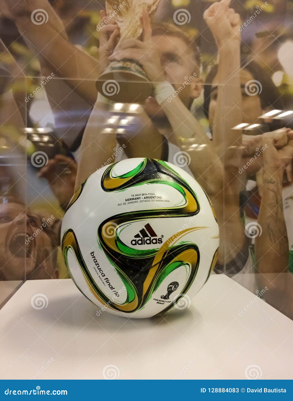 FREE SHIPPING │RS BRAZUCA FOOTBALL WORLD CUP 2014 BRAZIL SOCCER BALL SIZE 5 