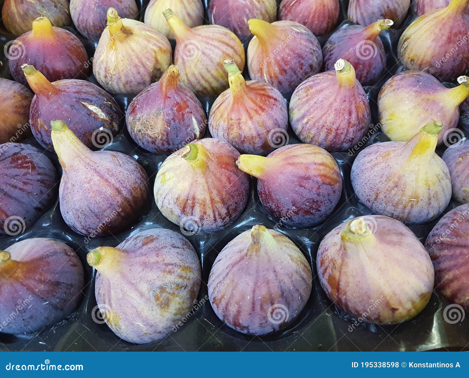 Figs Fruits in Grocery Crate Stock Photo Image of nourishment, blue