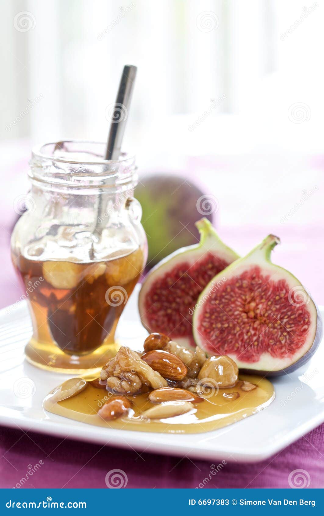 Figs and honey stock image. Image of delicious, honey 6697383