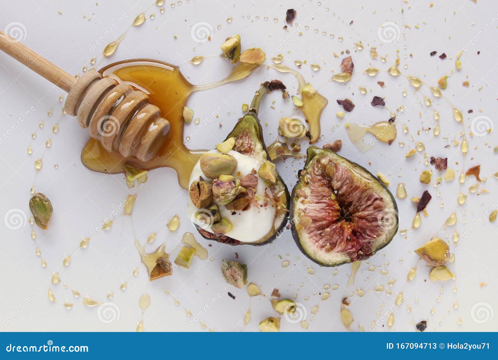 Figs, honey and pistachio stock image. Image of brightly 167094713