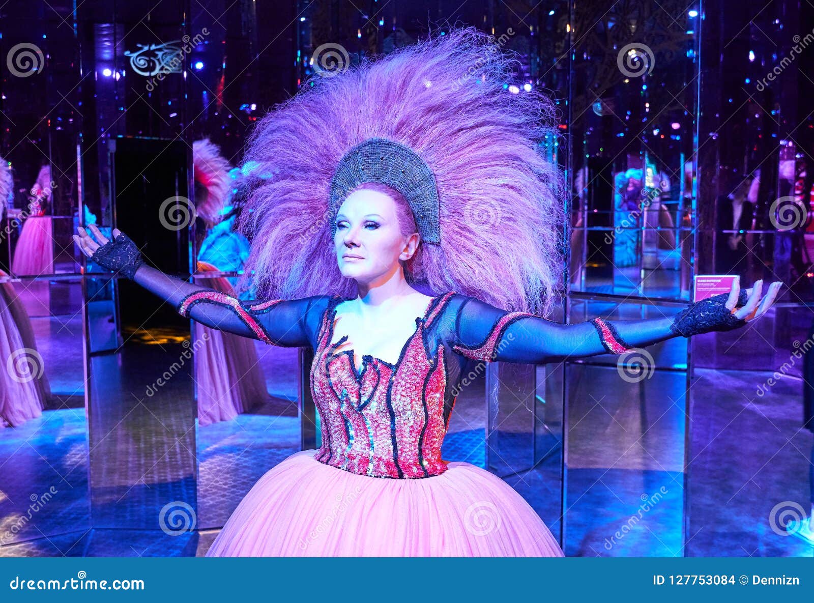 Figura De Cera De Diane Dufresne Imagen de archivo editorial Imagen