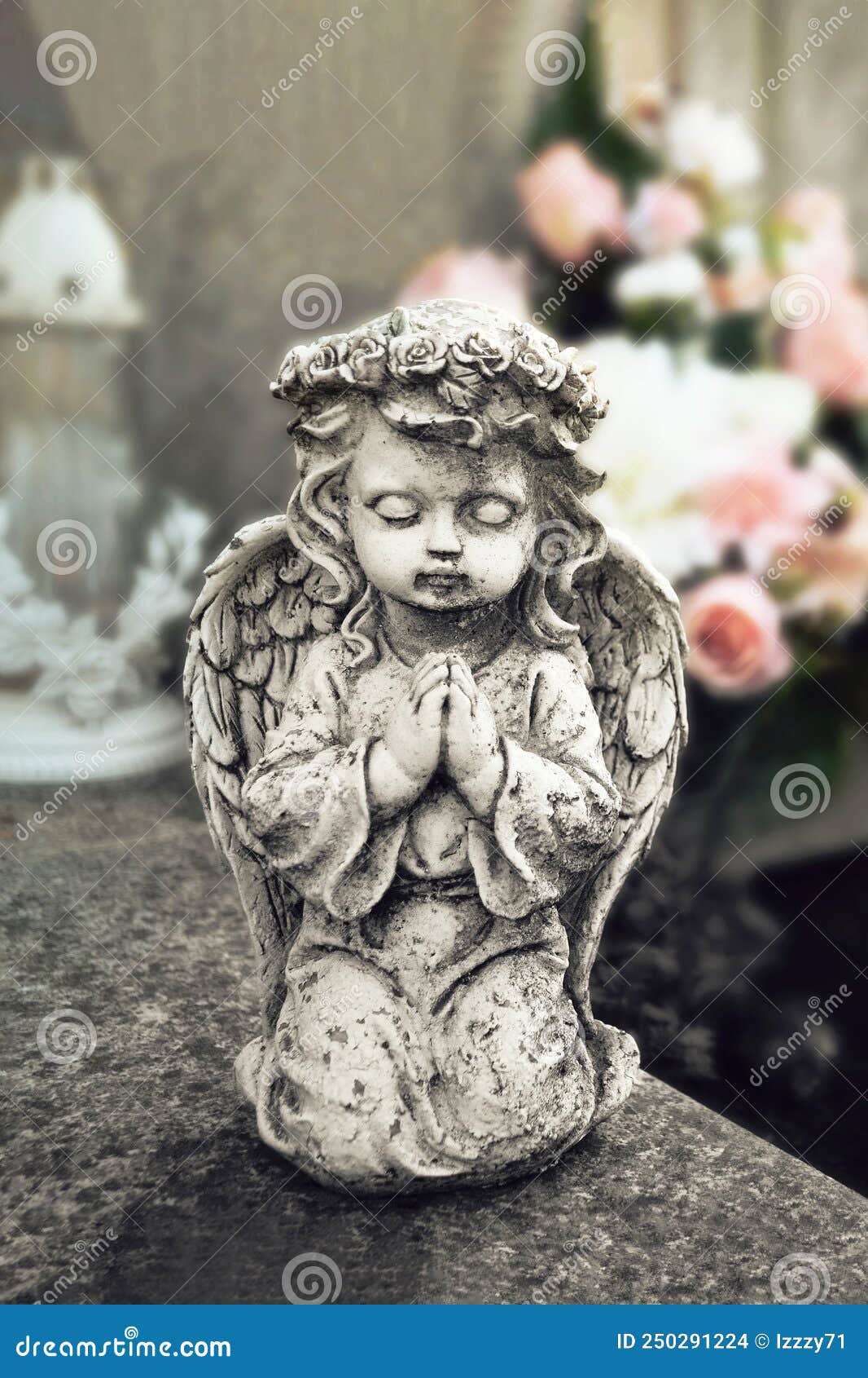 Figurine D'ange Sur La Tombe Photo stock - Image du gardien