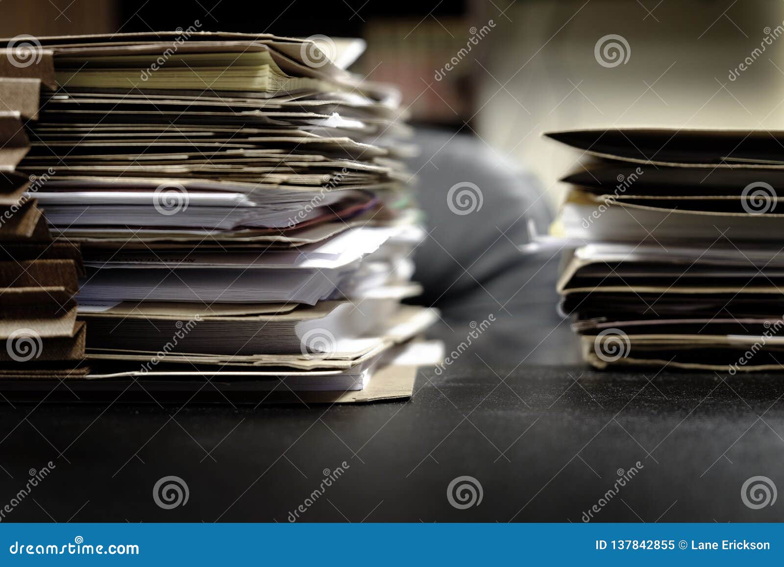 files on desk business work folders for organizing papers