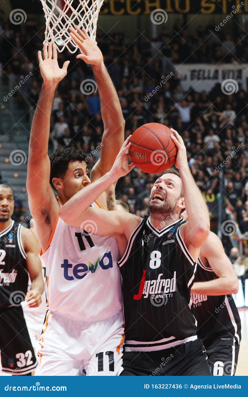 Basketball EuroCup Championship Segafredo Virtus Bologna Vs Ratiopharm Ulm  Editorial Photo - Image of baldi, filippo: 163227436