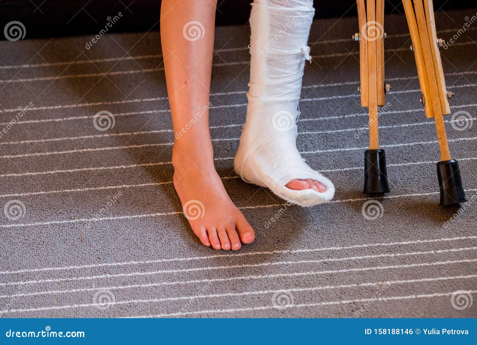 290 Fille Avec Le Casse Pieds Photos Libres De Droits Et Gratuites De Dreamstime 290 Fille Avec Le Casse Pieds Photos Libres De Droits Et Gratuites De Dreamstime