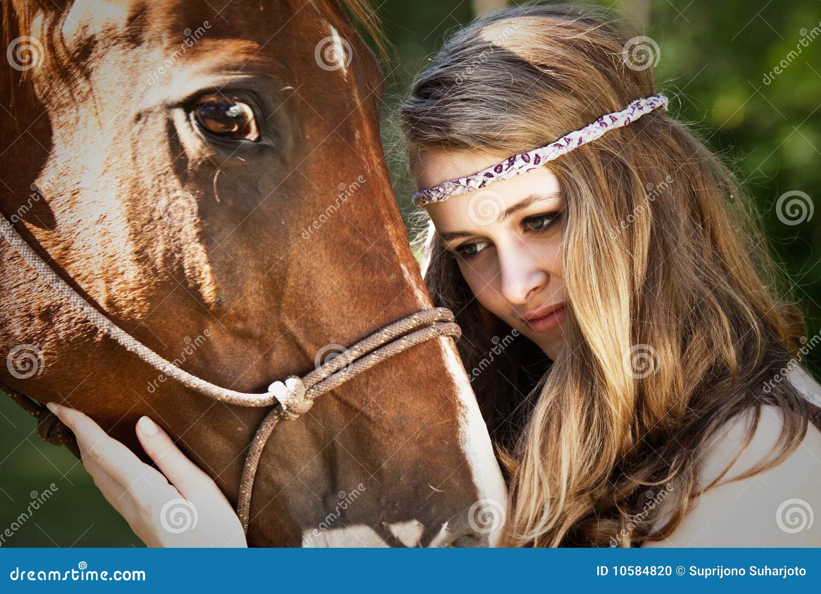 127 Cheval Fille Stock Photos, High-Res Pictures, and Images