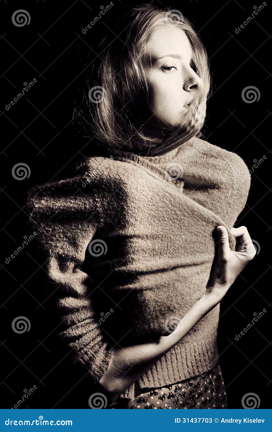 Fille mince image stock. Image du fermer, normal, grace 31437703