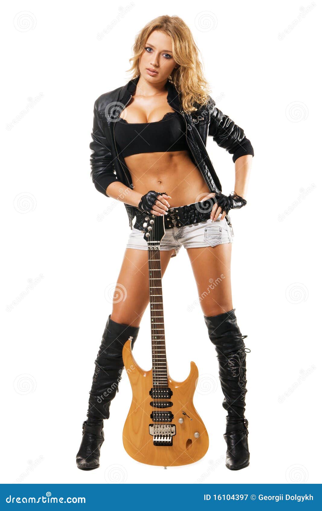 Belle Fille En Vêtements Noirs Pose Avec Guitare électrique