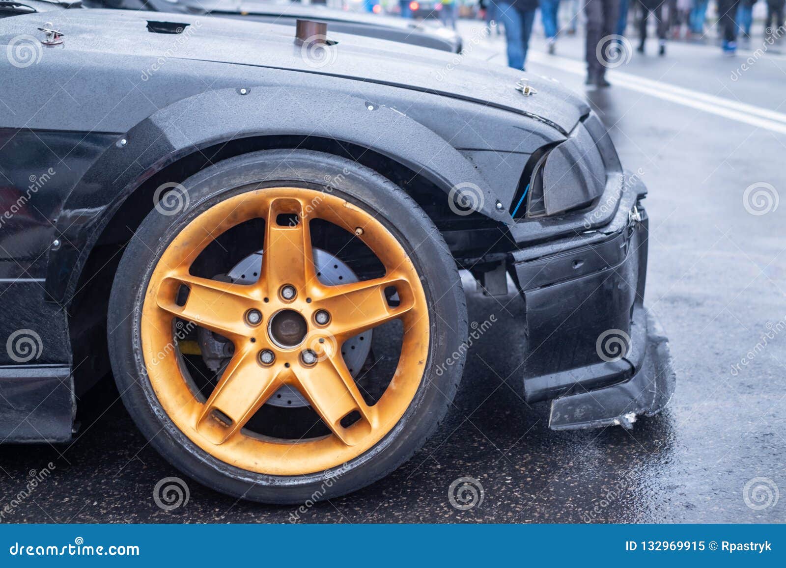 Automóveis - Fim Da SHIFT De Engrenagem Do Carro Acima Imagem de Stock -  Imagem de roda, dirigir: 136129