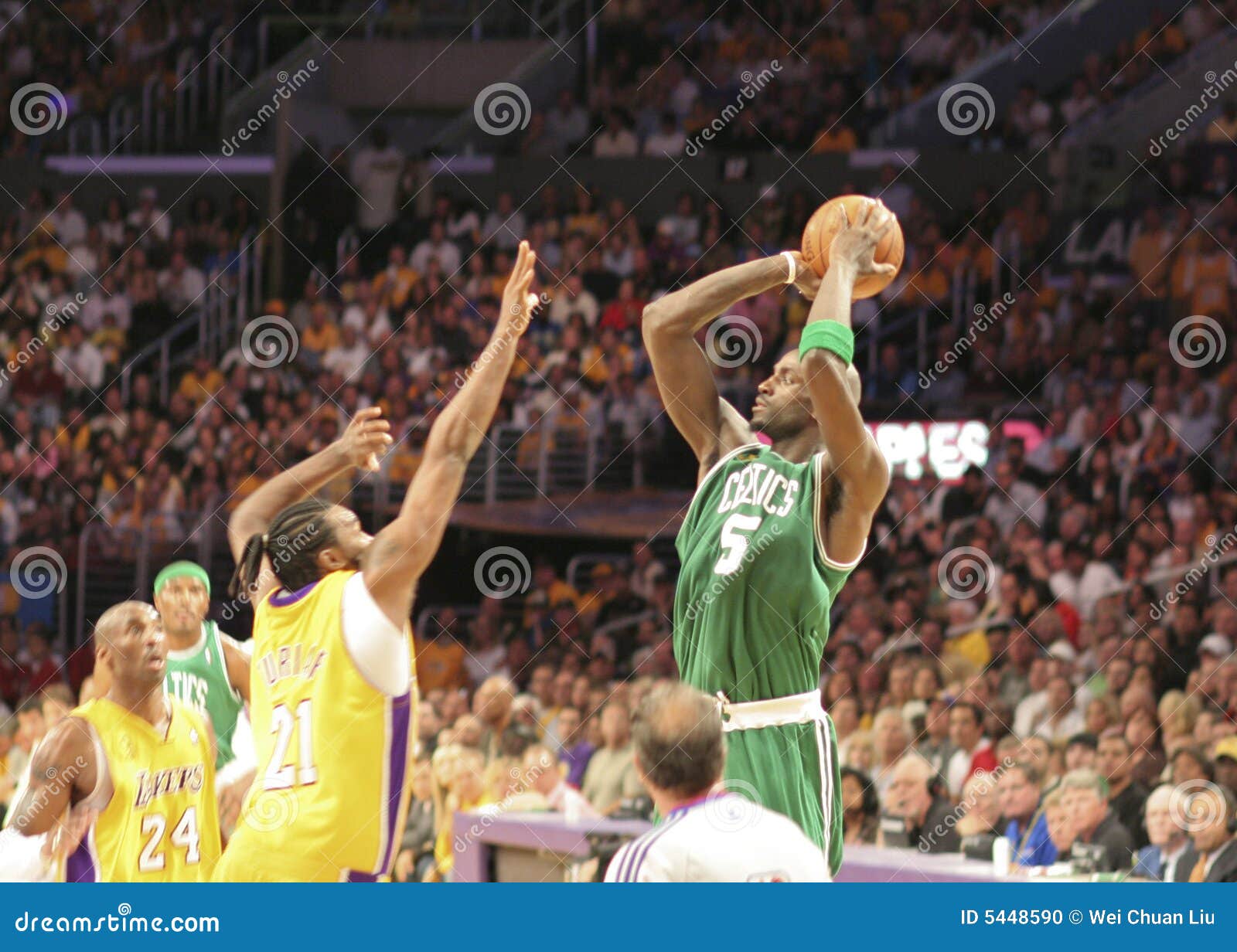 Tiro de Kevin Garnett dos finais dos célticos de NBA Lakers