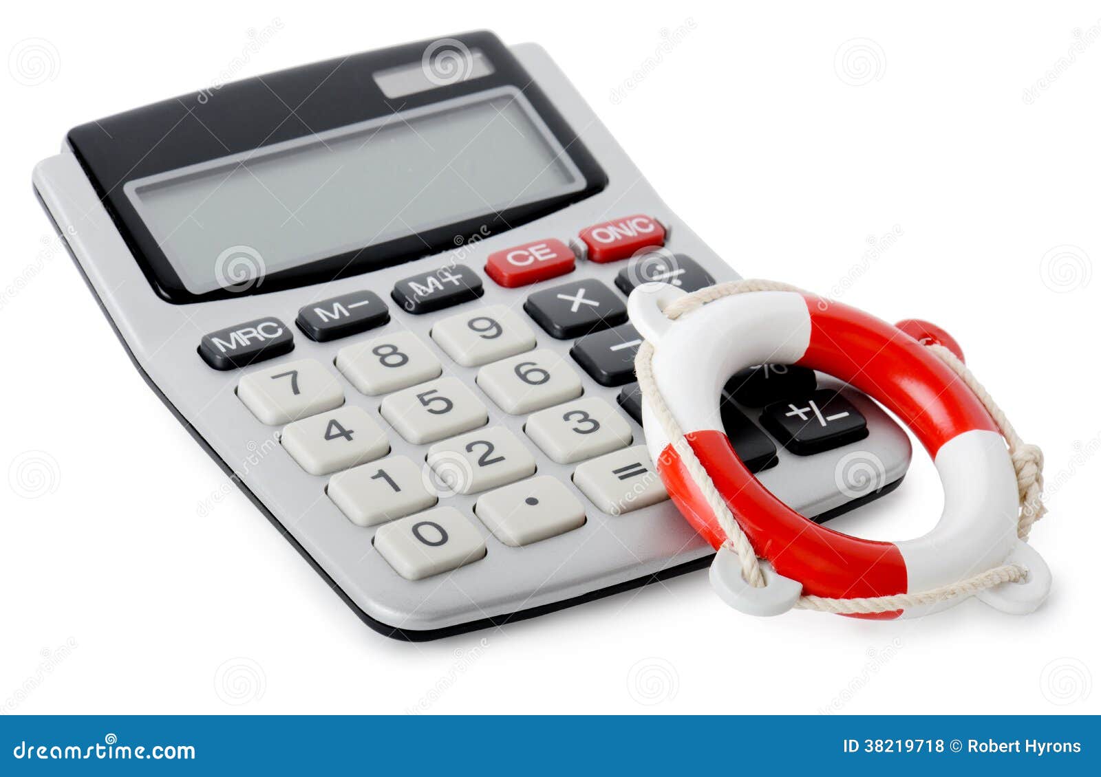 Concept financiële redding een calculator en een reddingsgordel die op een witte achtergrond wordt geïsoleerd