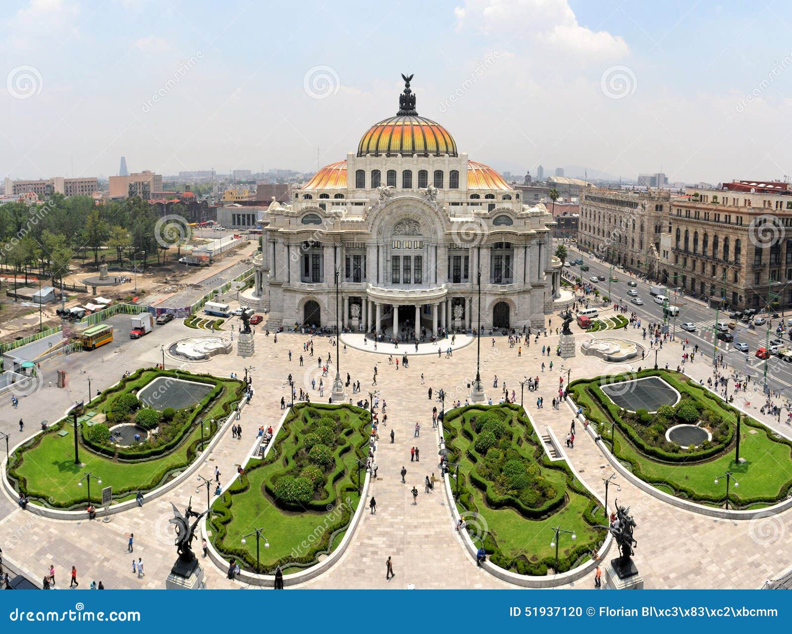 the fine arts palace museum in mexico city, mexico