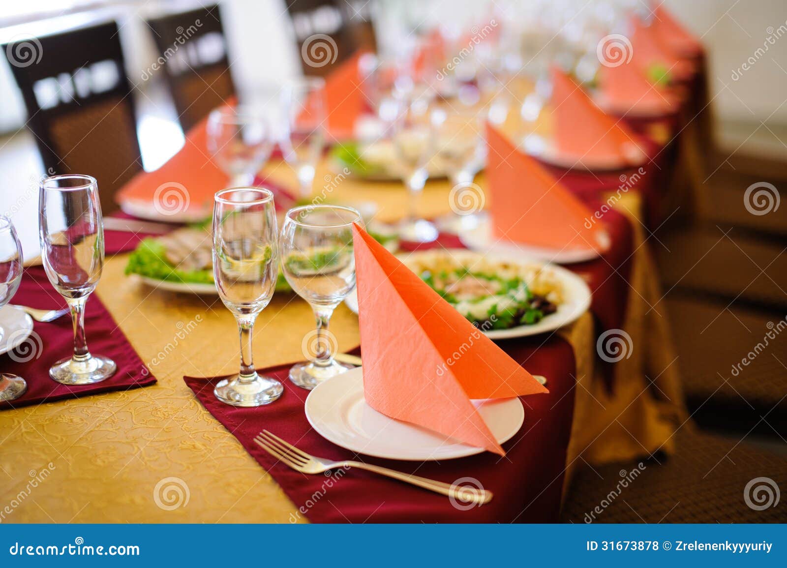 Fine Restaurant Dinner Table Place Stock Photo - Image of cloth, linen