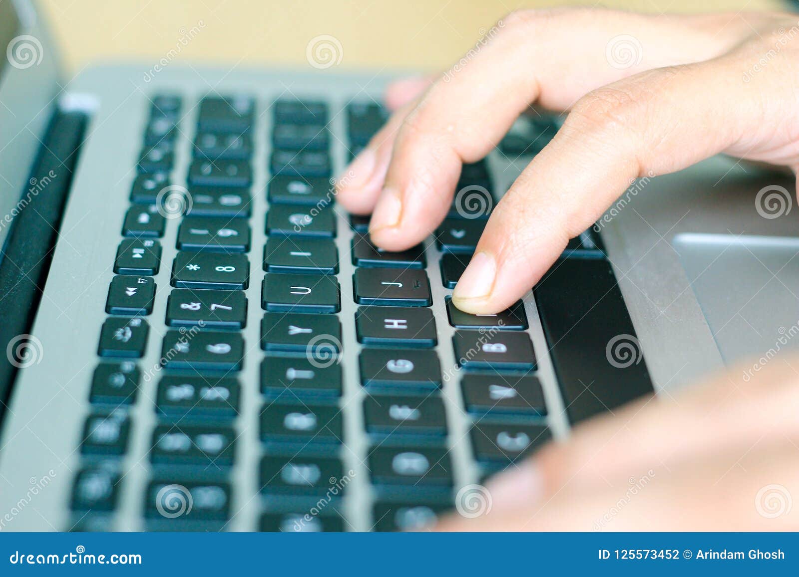 touch typing fingers touch typing fingers
