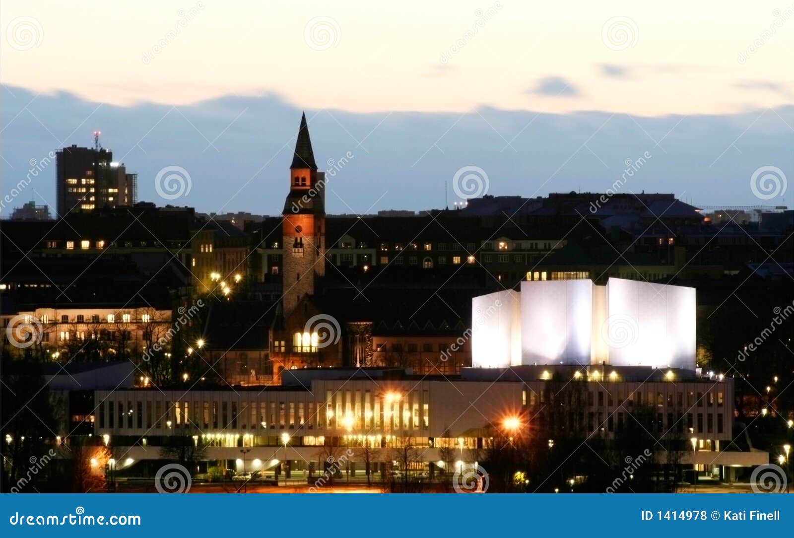 finlandia hall at night